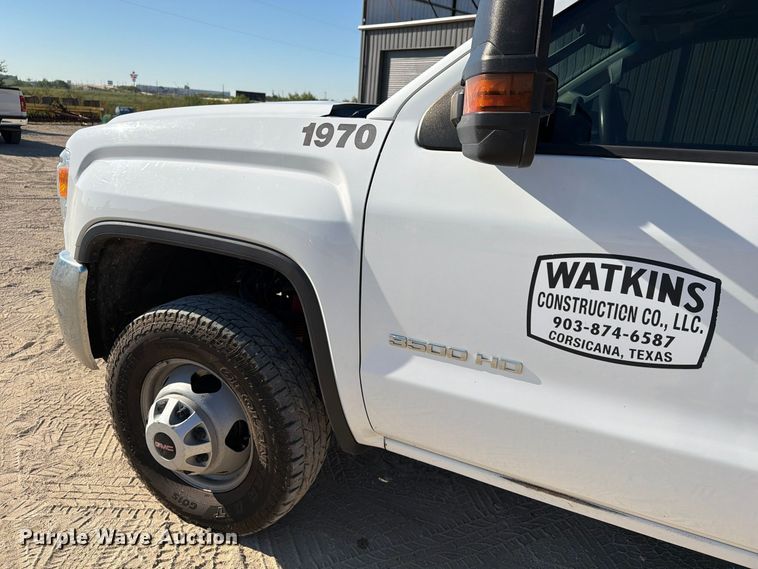 image for item FN3833 2019 GMC Sierra 3500HD 4X4 Crew Cab flatbed pickup truck