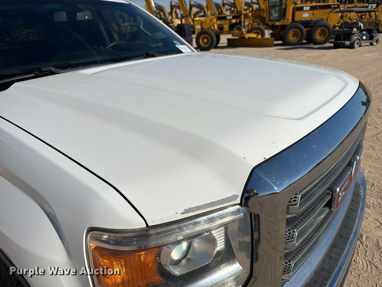 image for item FN3833 2019 GMC Sierra 3500HD 4X4 Crew Cab flatbed pickup truck
