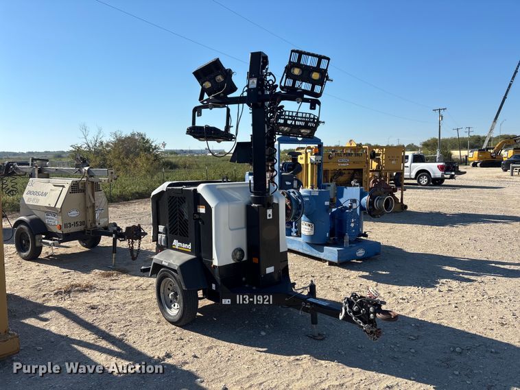 image for item FN3837 2020 Allmand Night-Lite V-Series NLV light plant