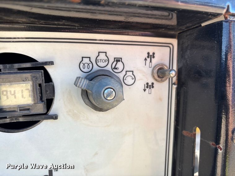 image for item FN3837 2020 Allmand Night-Lite V-Series NLV light plant