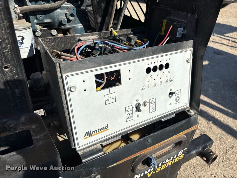 image for item FN3837 2020 Allmand Night-Lite V-Series NLV light plant