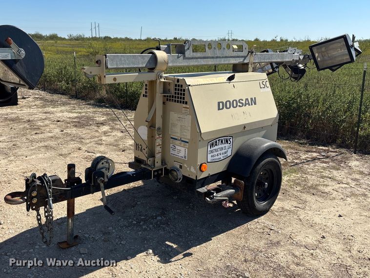 image for item FN3839 2013 Doosan LSC light plant