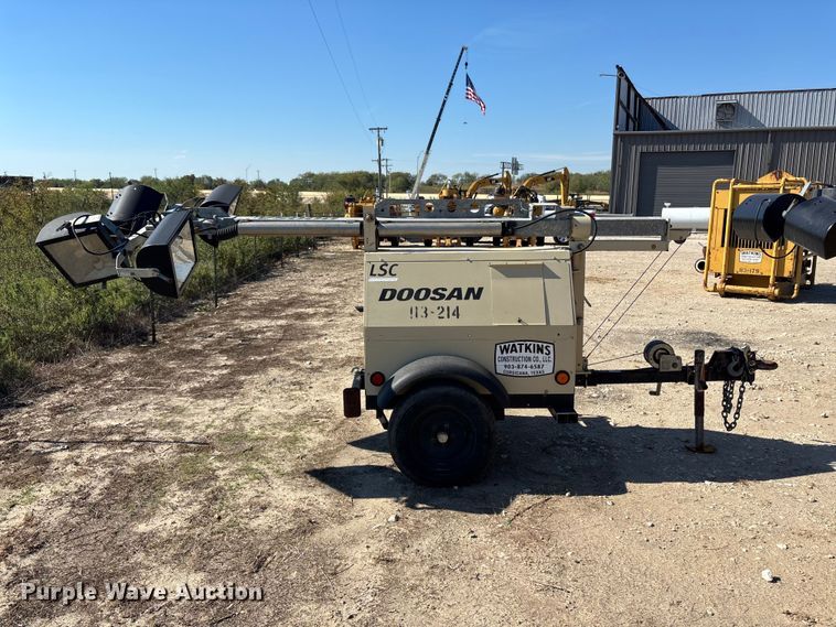 image for item FN3839 2013 Doosan LSC light plant