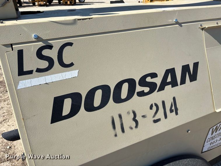 image for item FN3839 2013 Doosan LSC light plant