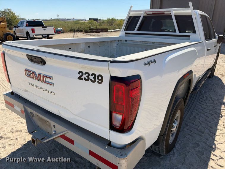 image for item FN3842 2023 GMC Sierra 2500HD 4X4 Crew Cab pickup truck