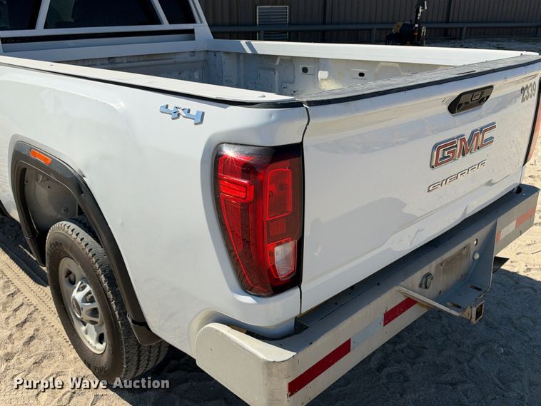image for item FN3842 2023 GMC Sierra 2500HD 4X4 Crew Cab pickup truck