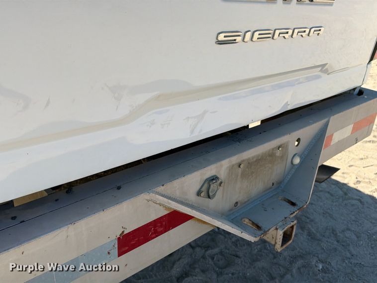image for item FN3842 2023 GMC Sierra 2500HD 4X4 Crew Cab pickup truck