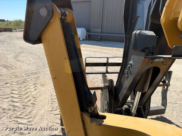 image for item FN3847 2014 Caterpillar TL1255C telehandler