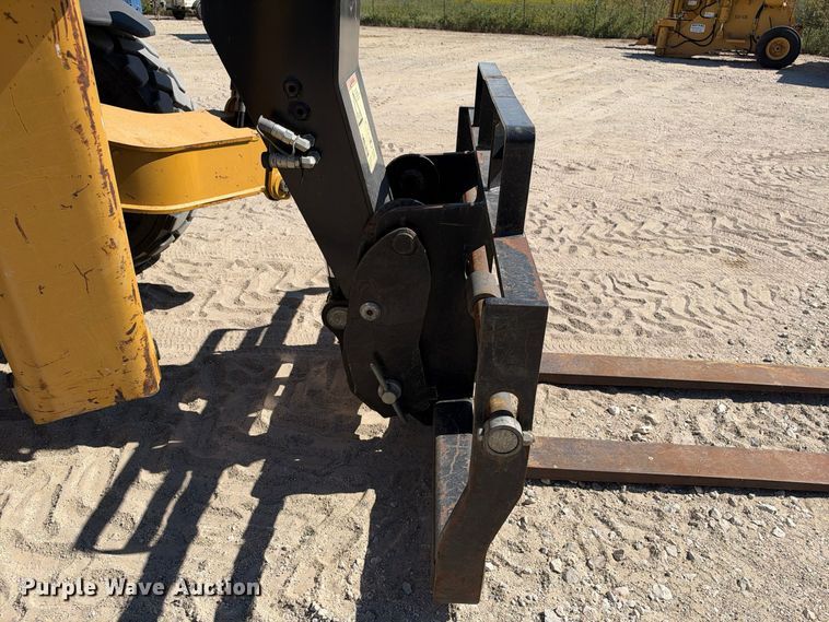 image for item FN3847 2014 Caterpillar TL1255C telehandler