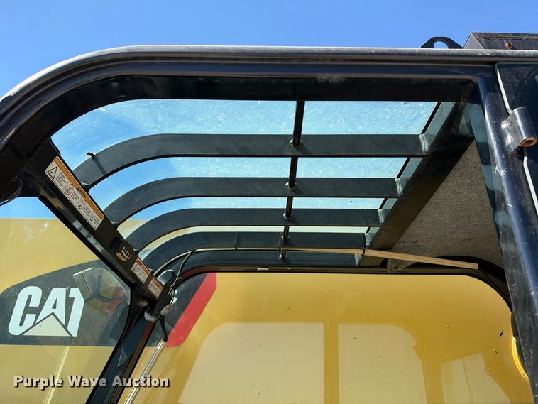 image for item FN3847 2014 Caterpillar TL1255C telehandler
