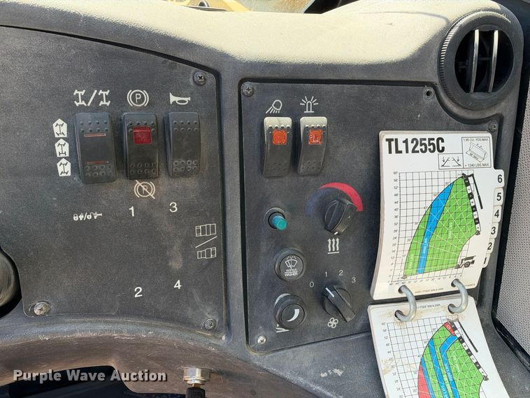 image for item FN3847 2014 Caterpillar TL1255C telehandler