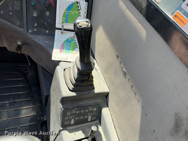 image for item FN3847 2014 Caterpillar TL1255C telehandler
