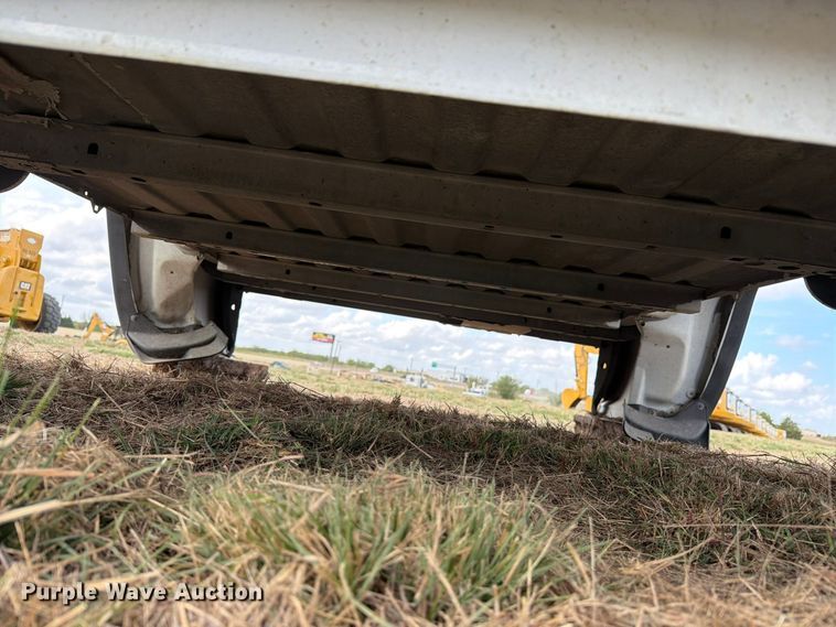 image for item FN3851 GMC Sierra 8'L pickup truck bed