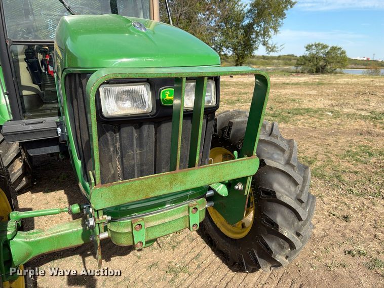 image for item FN3854 2013 John Deere 5101E MFWD tractor