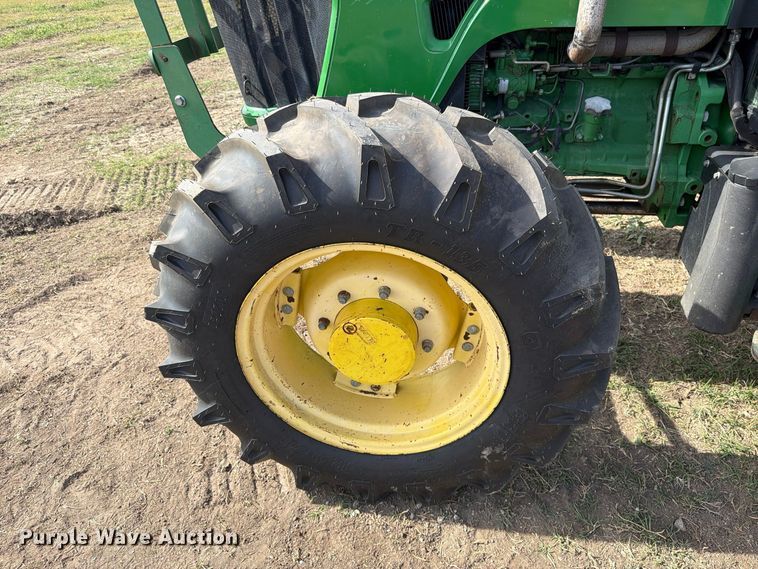 image for item FN3854 2013 John Deere 5101E MFWD tractor