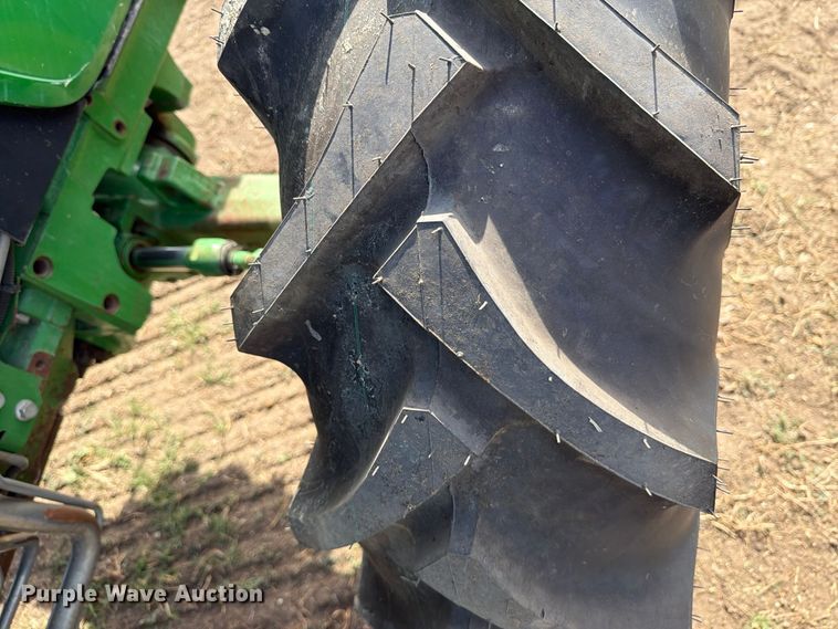 image for item FN3854 2013 John Deere 5101E MFWD tractor