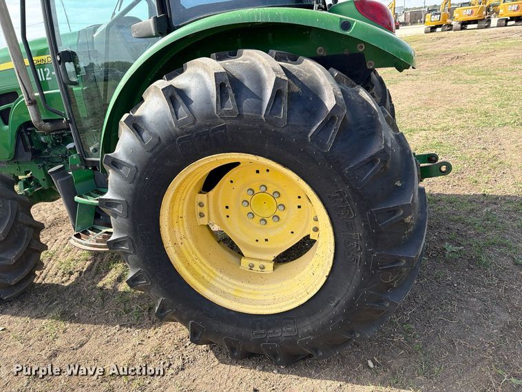 image for item FN3854 2013 John Deere 5101E MFWD tractor