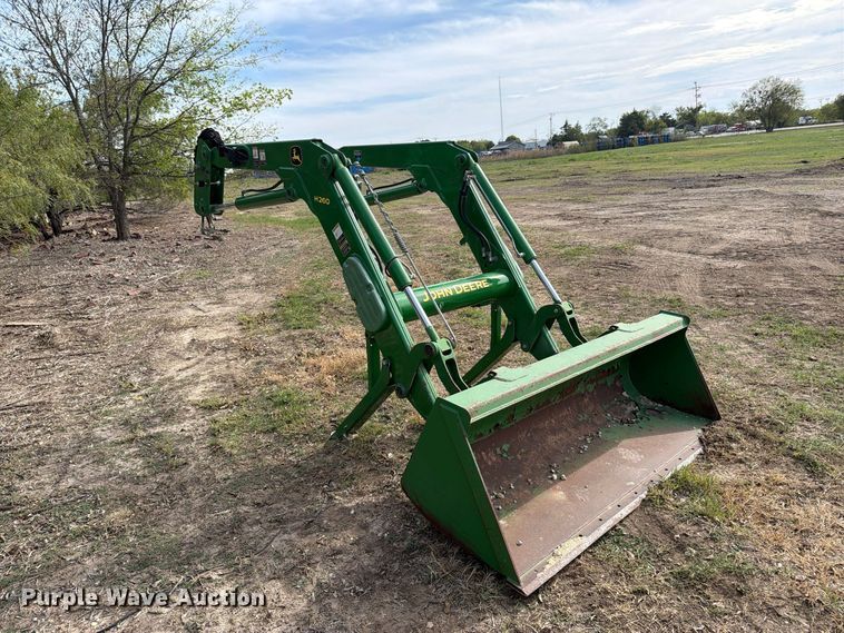 image for item FN3854 2013 John Deere 5101E MFWD tractor
