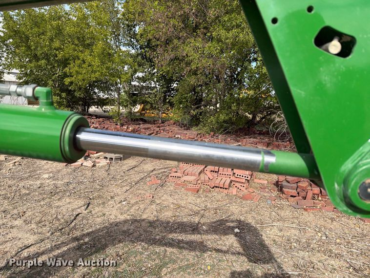 image for item FN3854 2013 John Deere 5101E MFWD tractor