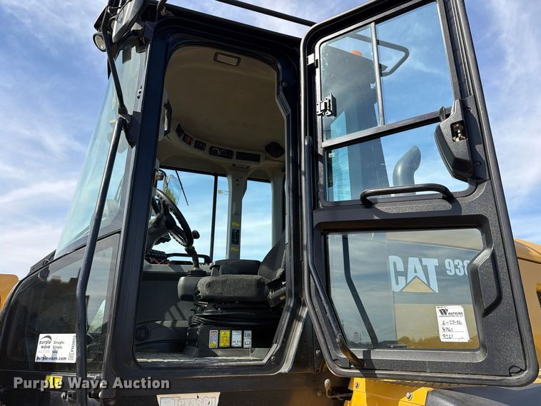 image for item FN3855 2015 Caterpillar 938M wheel loader
