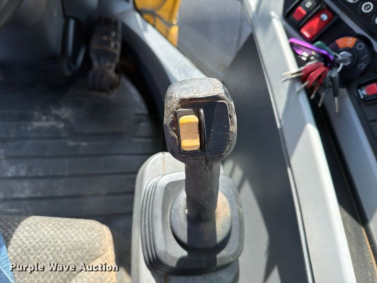 image for item FN3855 2015 Caterpillar 938M wheel loader