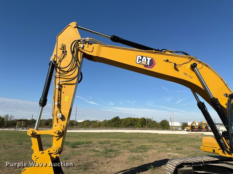 image for item FN3857 2022 Caterpillar 330 TC excavator