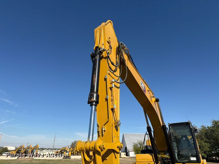 image for item FN3857 2022 Caterpillar 330 TC excavator