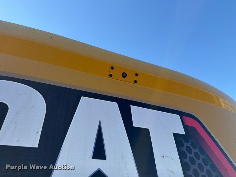 image for item FN3857 2022 Caterpillar 330 TC excavator