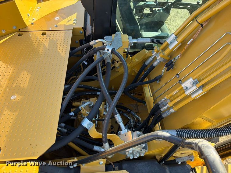 image for item FN3857 2022 Caterpillar 330 TC excavator