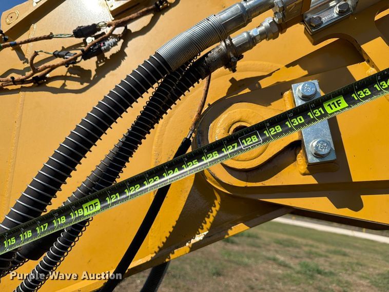 image for item FN3857 2022 Caterpillar 330 TC excavator