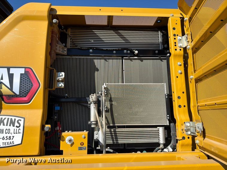 image for item FN3857 2022 Caterpillar 330 TC excavator