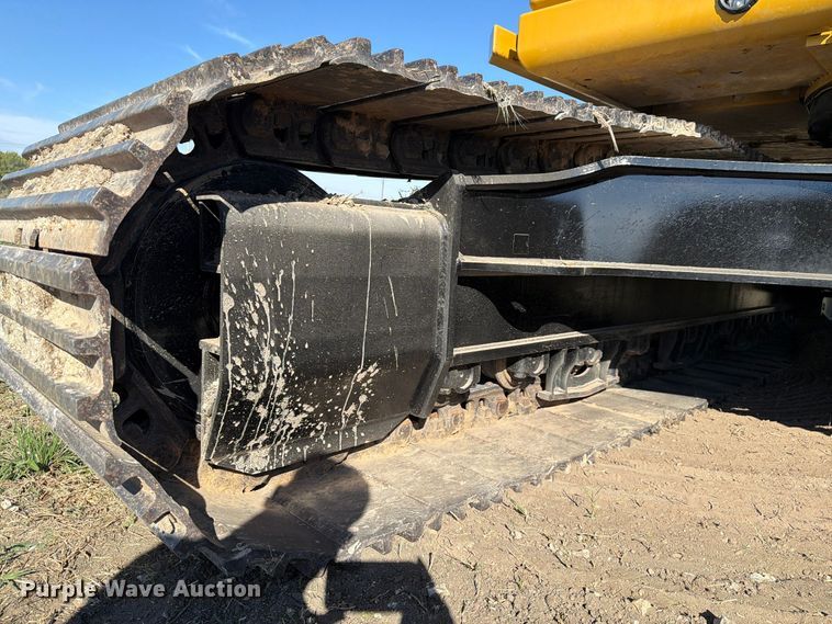 image for item FN3857 2022 Caterpillar 330 TC excavator