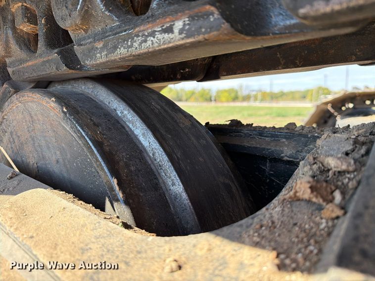 image for item FN3857 2022 Caterpillar 330 TC excavator