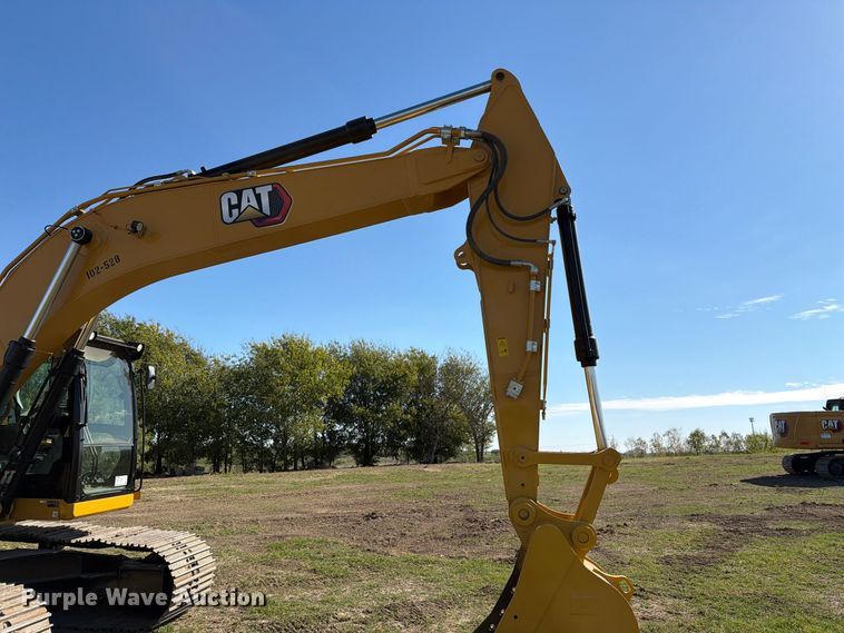 image for item FN3858 2022 Caterpillar 323 TC excavator