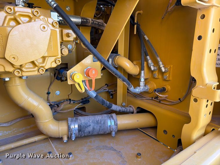 image for item FN3858 2022 Caterpillar 323 TC excavator