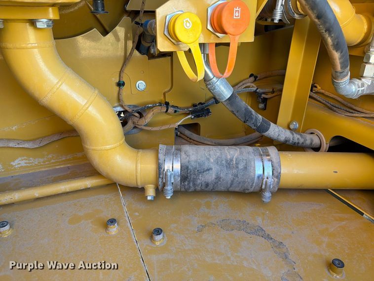 image for item FN3858 2022 Caterpillar 323 TC excavator