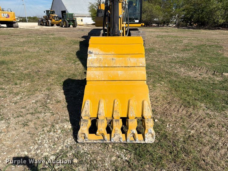image for item FN3858 2022 Caterpillar 323 TC excavator