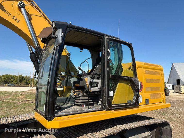 image for item FN3858 2022 Caterpillar 323 TC excavator