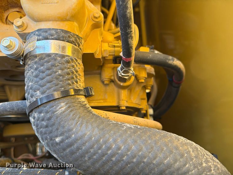 image for item FN3858 2022 Caterpillar 323 TC excavator