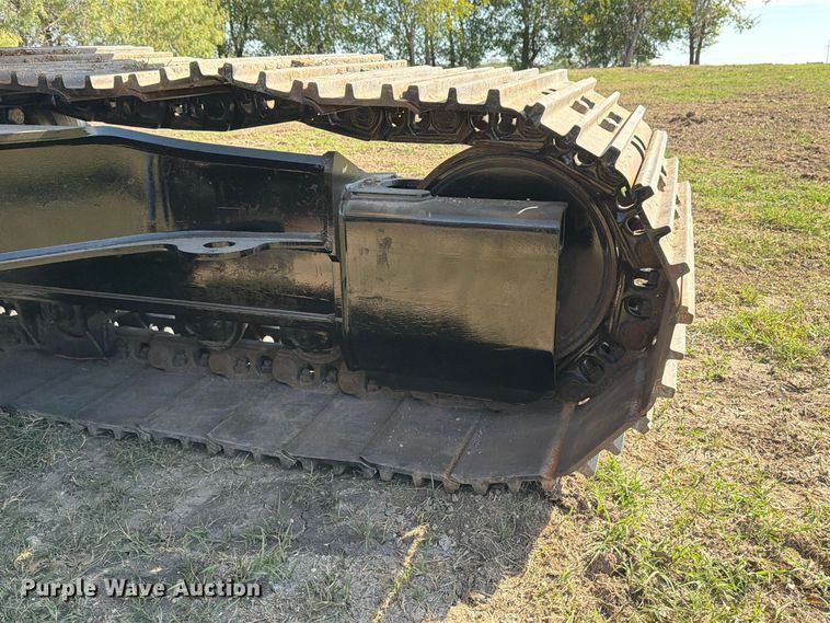 image for item FN3858 2022 Caterpillar 323 TC excavator