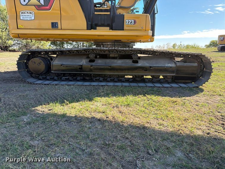 image for item FN3858 2022 Caterpillar 323 TC excavator