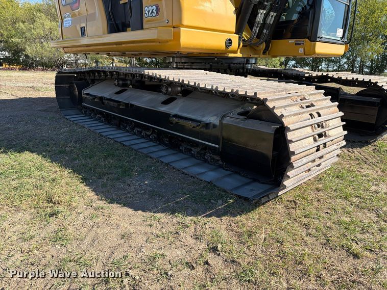 image for item FN3858 2022 Caterpillar 323 TC excavator