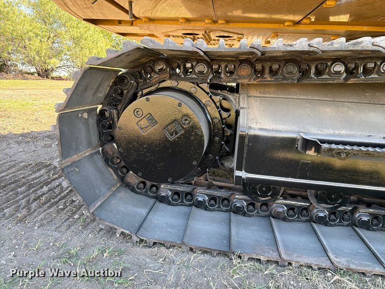 image for item FN3858 2022 Caterpillar 323 TC excavator