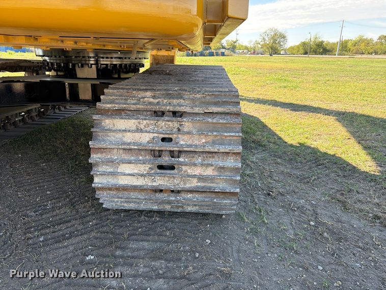image for item FN3858 2022 Caterpillar 323 TC excavator