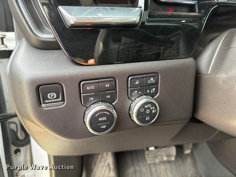 image for item FN3859 2024 GMC Sierra 1500 4X4 Crew Cab pickup truck