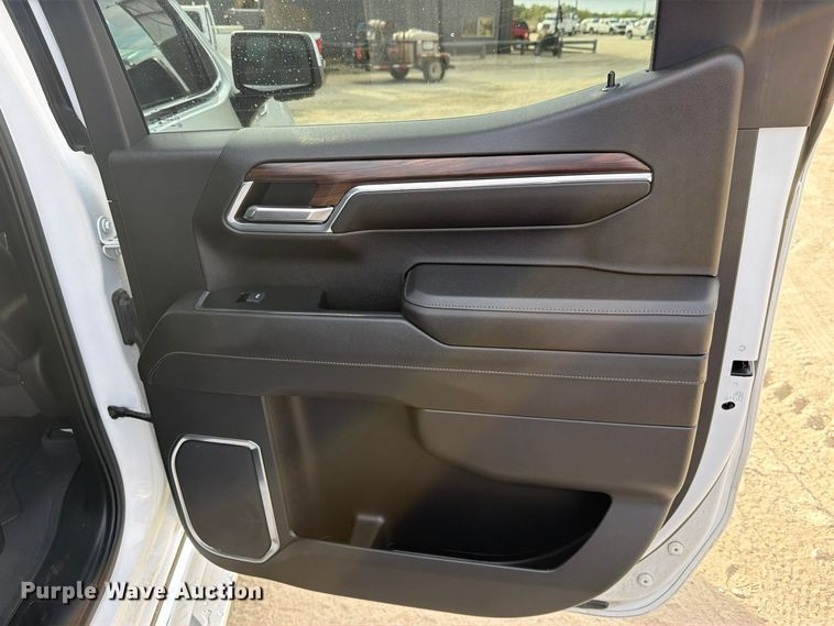 image for item FN3859 2024 GMC Sierra 1500 4X4 Crew Cab pickup truck