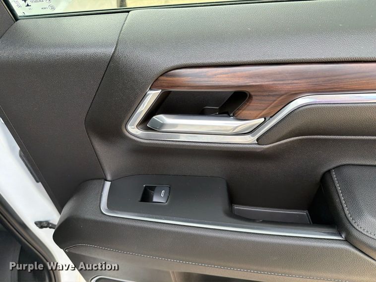 image for item FN3859 2024 GMC Sierra 1500 4X4 Crew Cab pickup truck