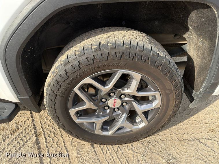 image for item FN3859 2024 GMC Sierra 1500 4X4 Crew Cab pickup truck