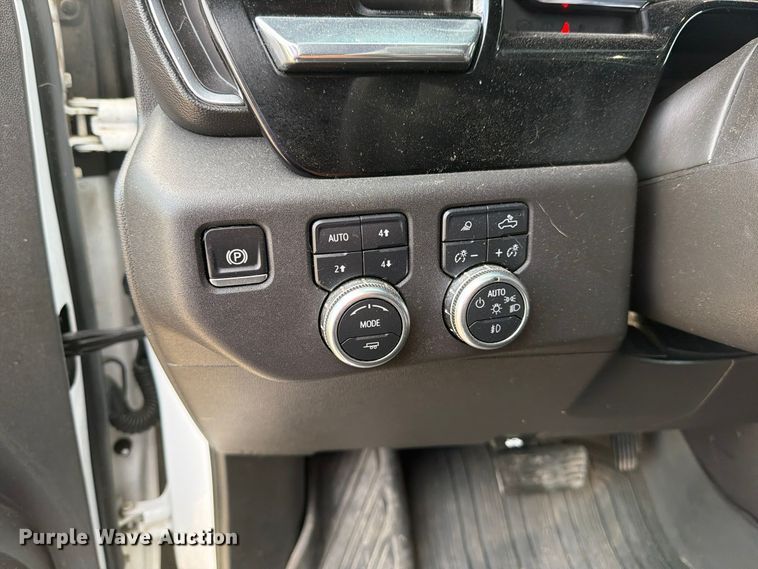 image for item FN3860 2024 GMC Sierra 1500 4X4 Crew Cab pickup truck
