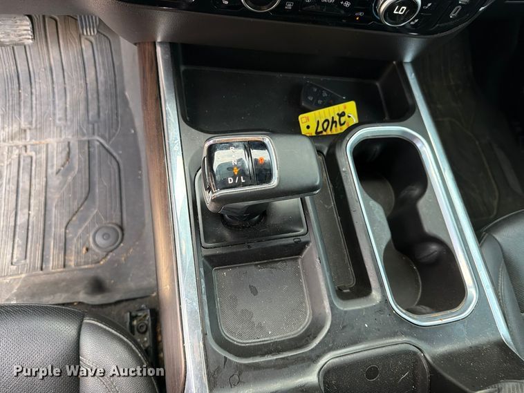 image for item FN3860 2024 GMC Sierra 1500 4X4 Crew Cab pickup truck